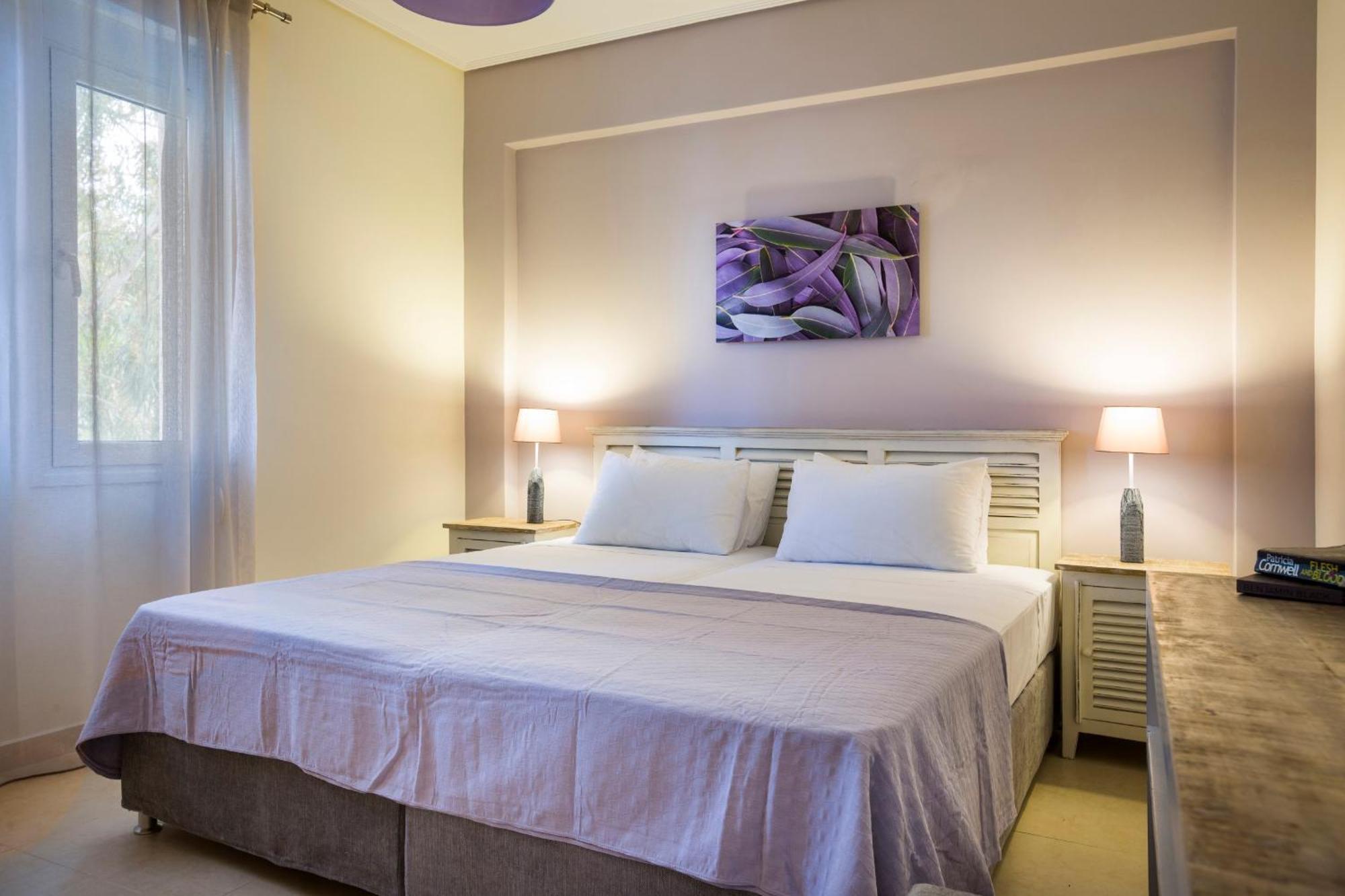 Meliti Waterfront Suites Karavomylos Exterior foto